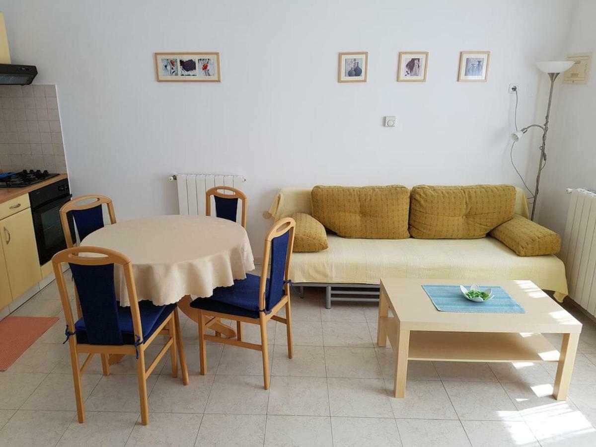 Apartman Vida Pula Exterior foto