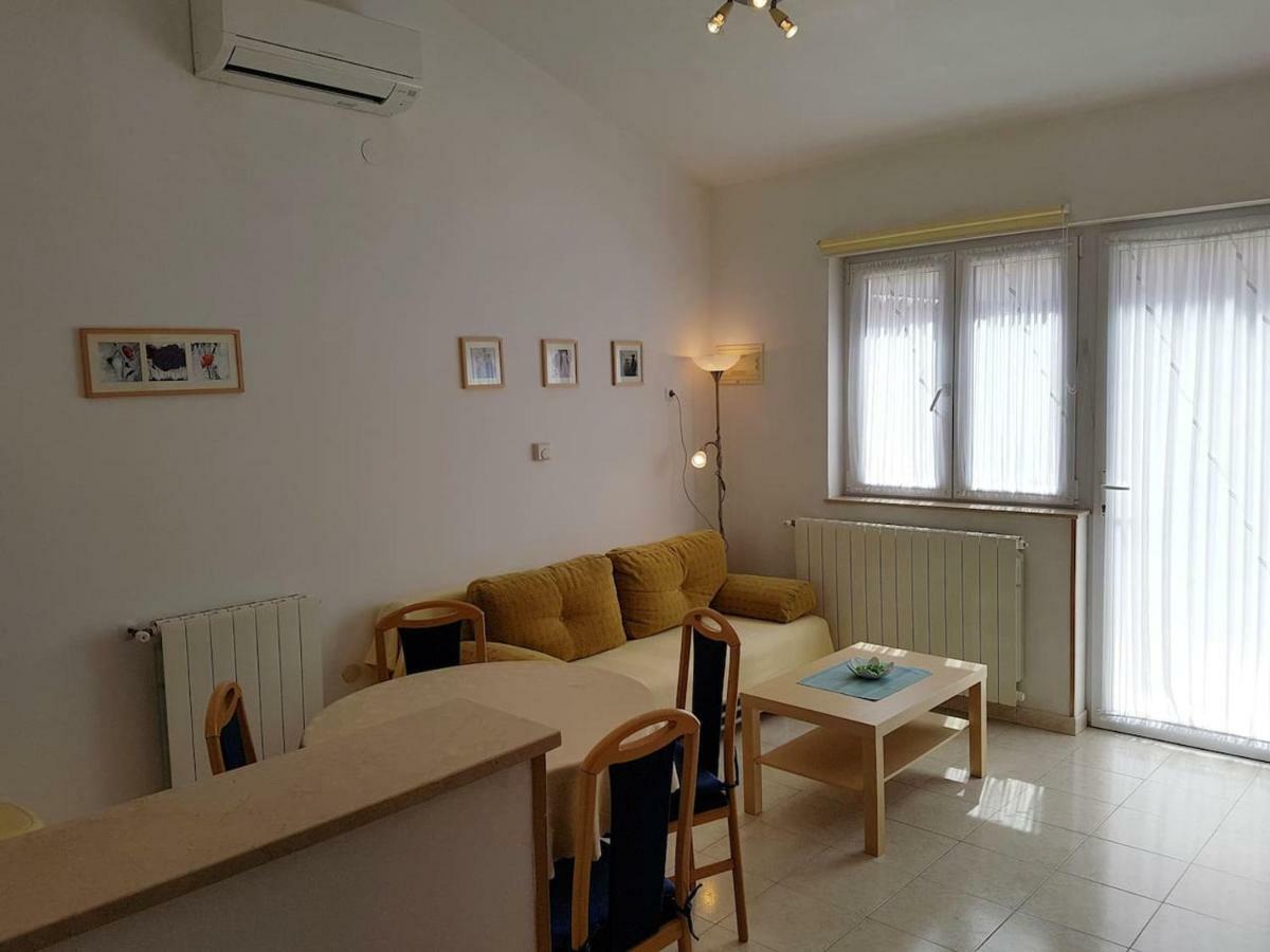 Apartman Vida Pula Exterior foto