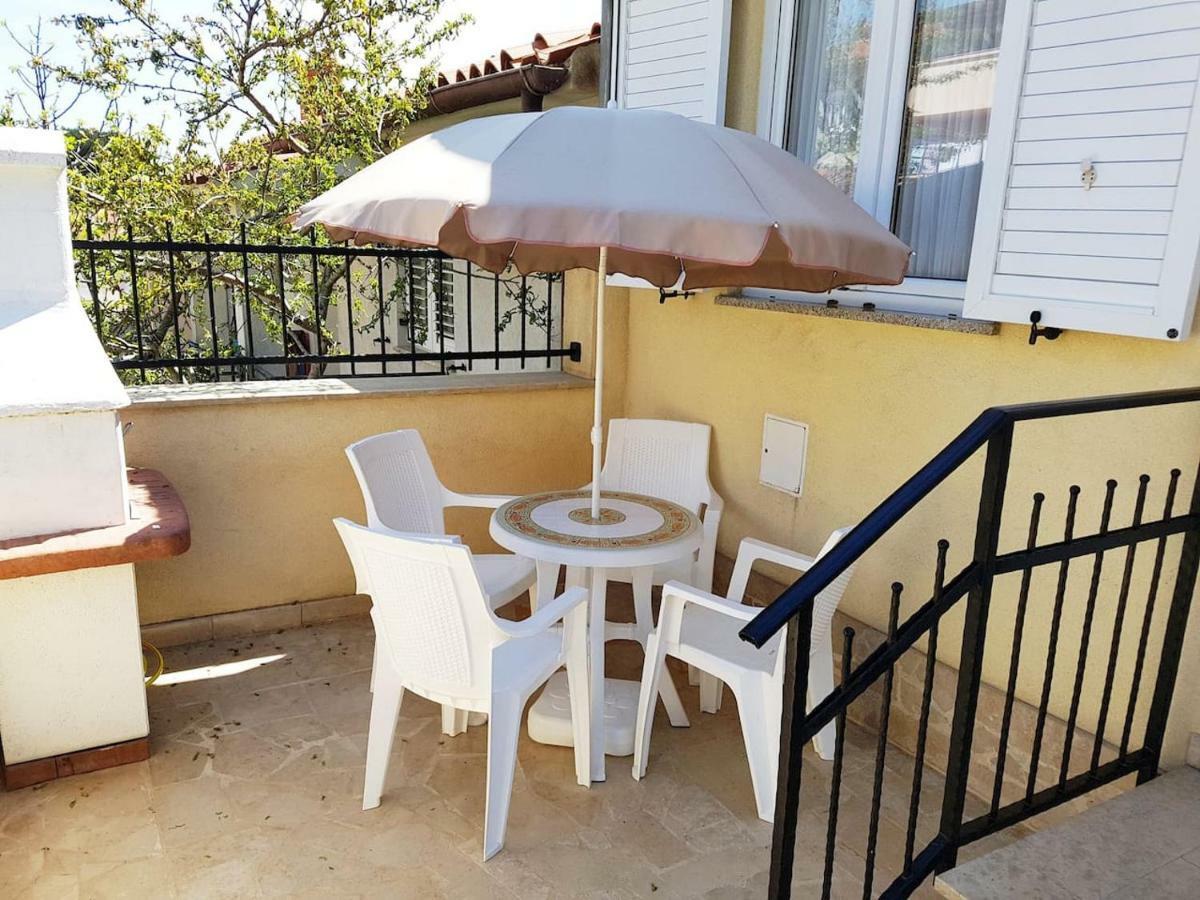 Apartman Vida Pula Exterior foto